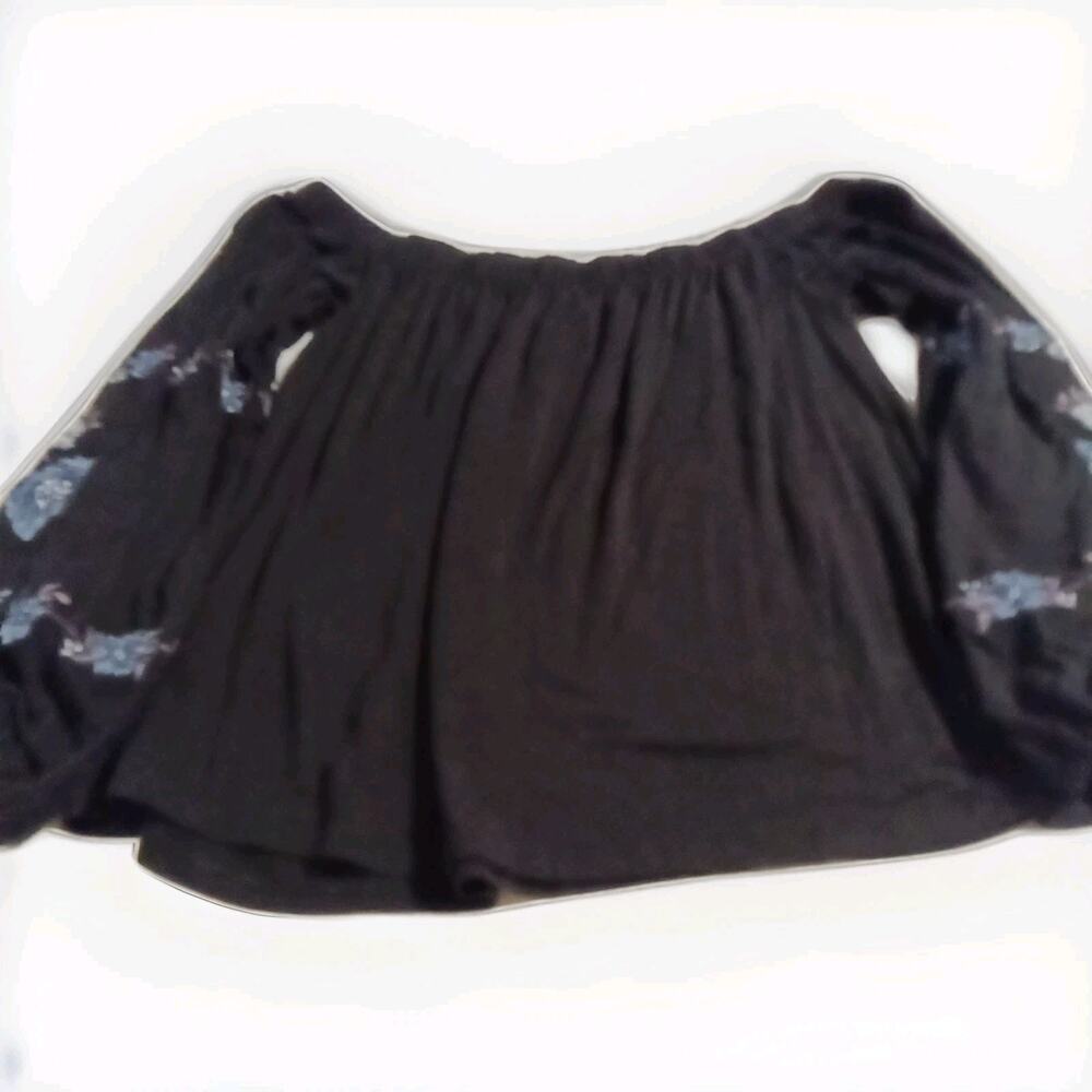 Womens AMERICAN EAGLE Off Shoulder Blk Flower Embroid Long Sleeve Blouse Size XS - Picture 9 of 9